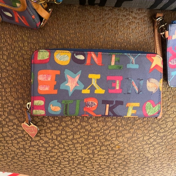 Y2K Dooney and Bourke denim blue rainbow monogram bag set - Picture 2 of 11